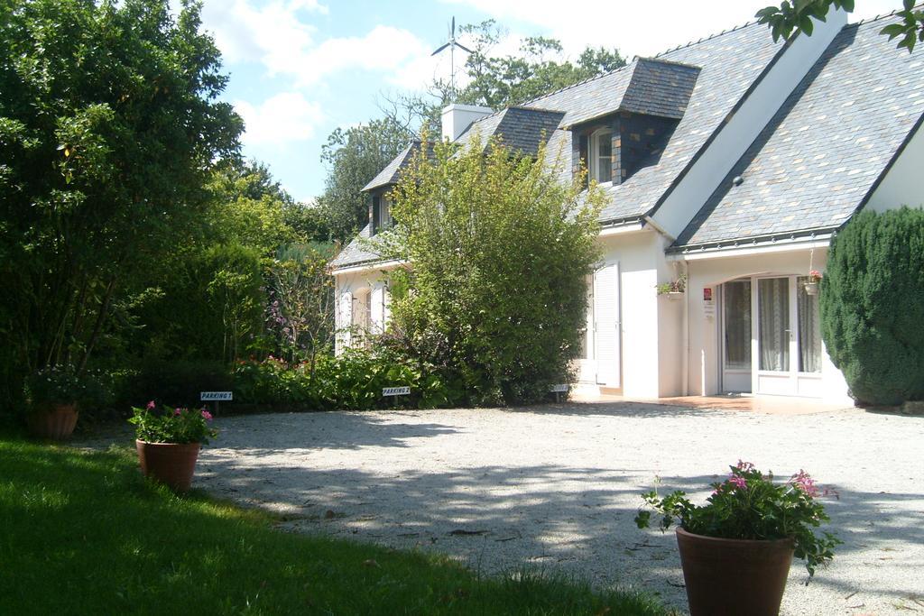 Chambres d'hôtes d'Evelyne Pluneret Exterior foto