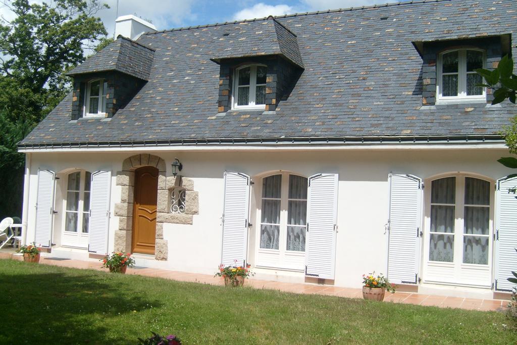 Chambres d'hôtes d'Evelyne Pluneret Exterior foto
