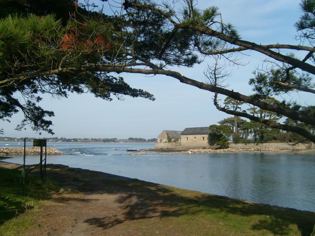 Chambres d'hôtes d'Evelyne Pluneret Exterior foto